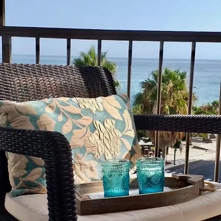 Apartamento frente al mar en la Torrecilla Nerja Exterior foto